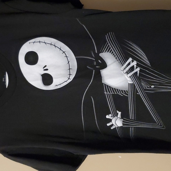 Nightmare Before Christmas tshirt - Picture 2 of 4